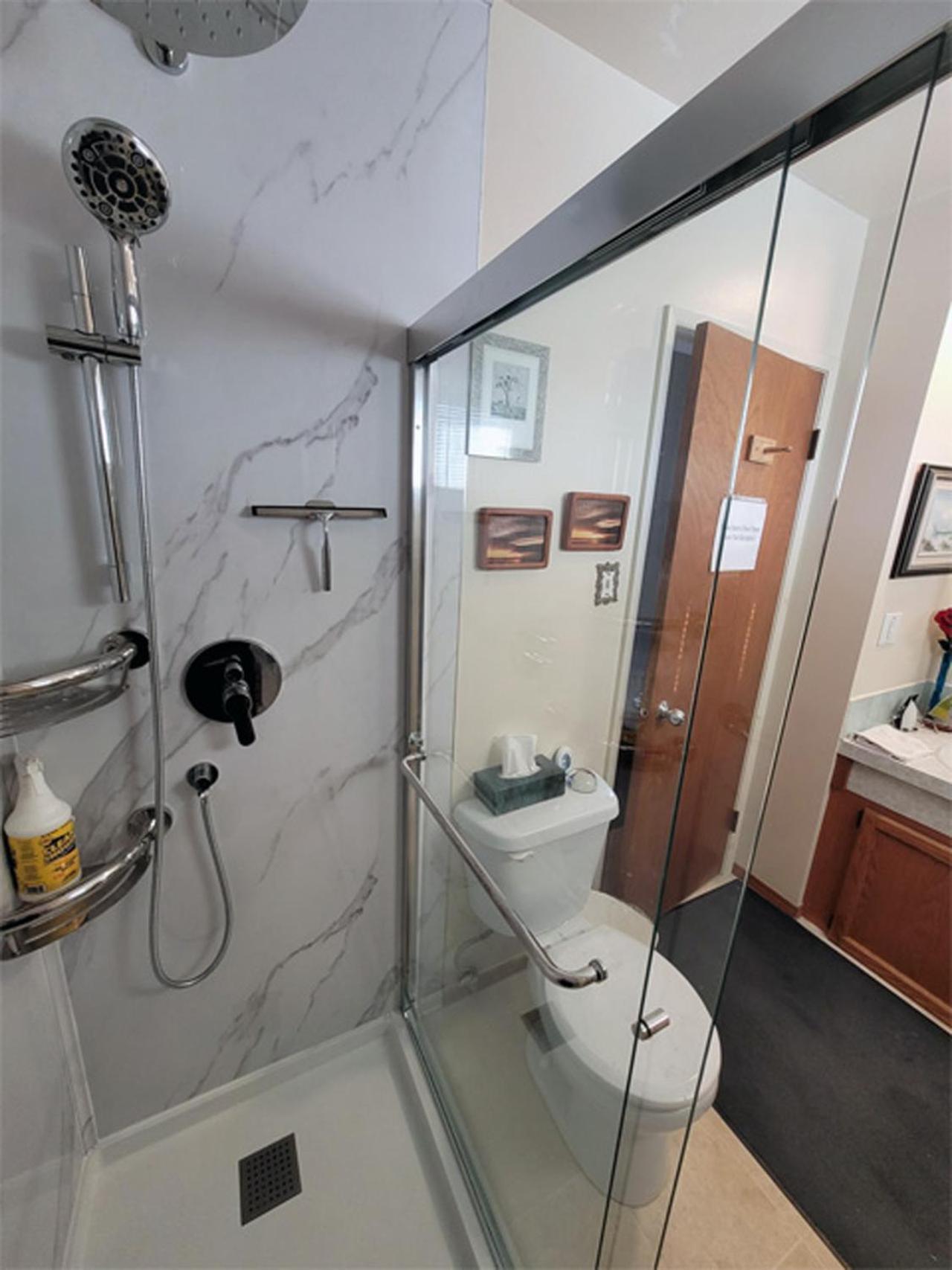 The Dewberry Homestay B&B Edmonton Exteriör bild